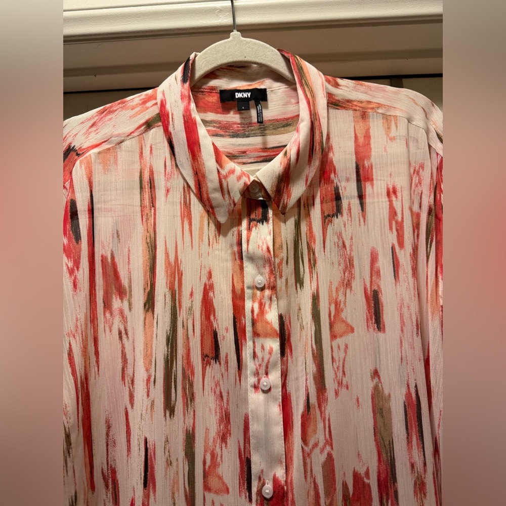 DKNY Women’s Sheer Abstract Chiffon Red and White Patterned Shirt Size L - Picture 3 of 9